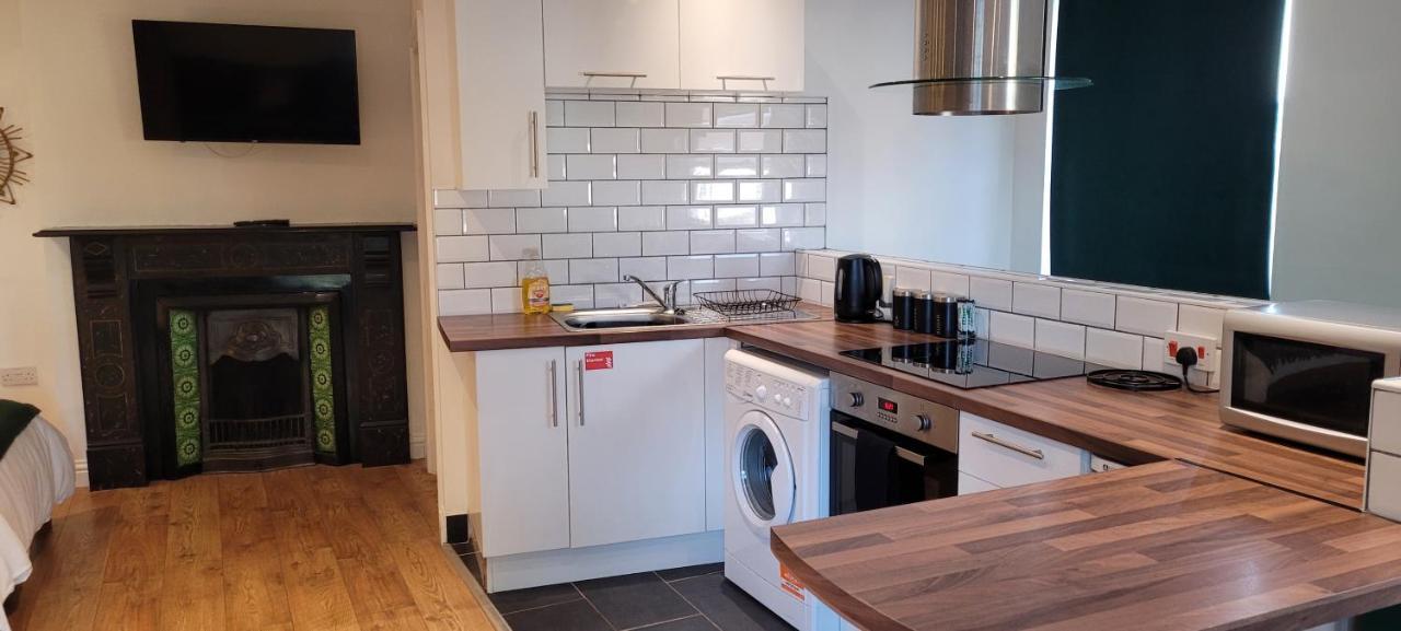 Leckhampton Road Apartments - Челтнем Екстер'єр фото