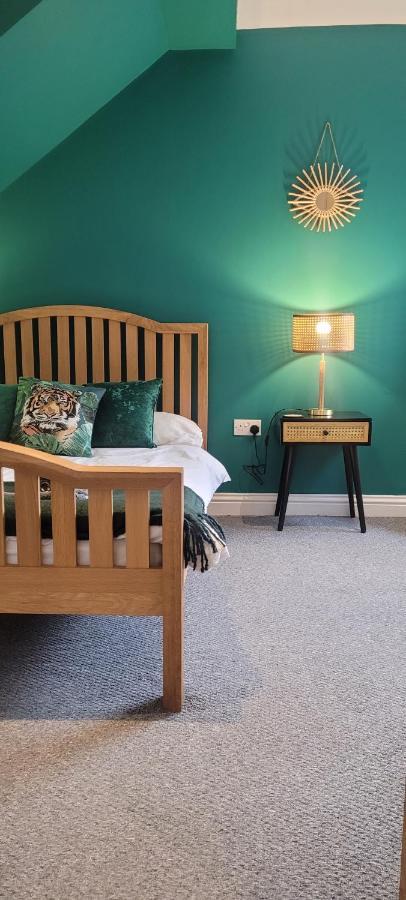 Leckhampton Road Apartments - Челтнем Екстер'єр фото