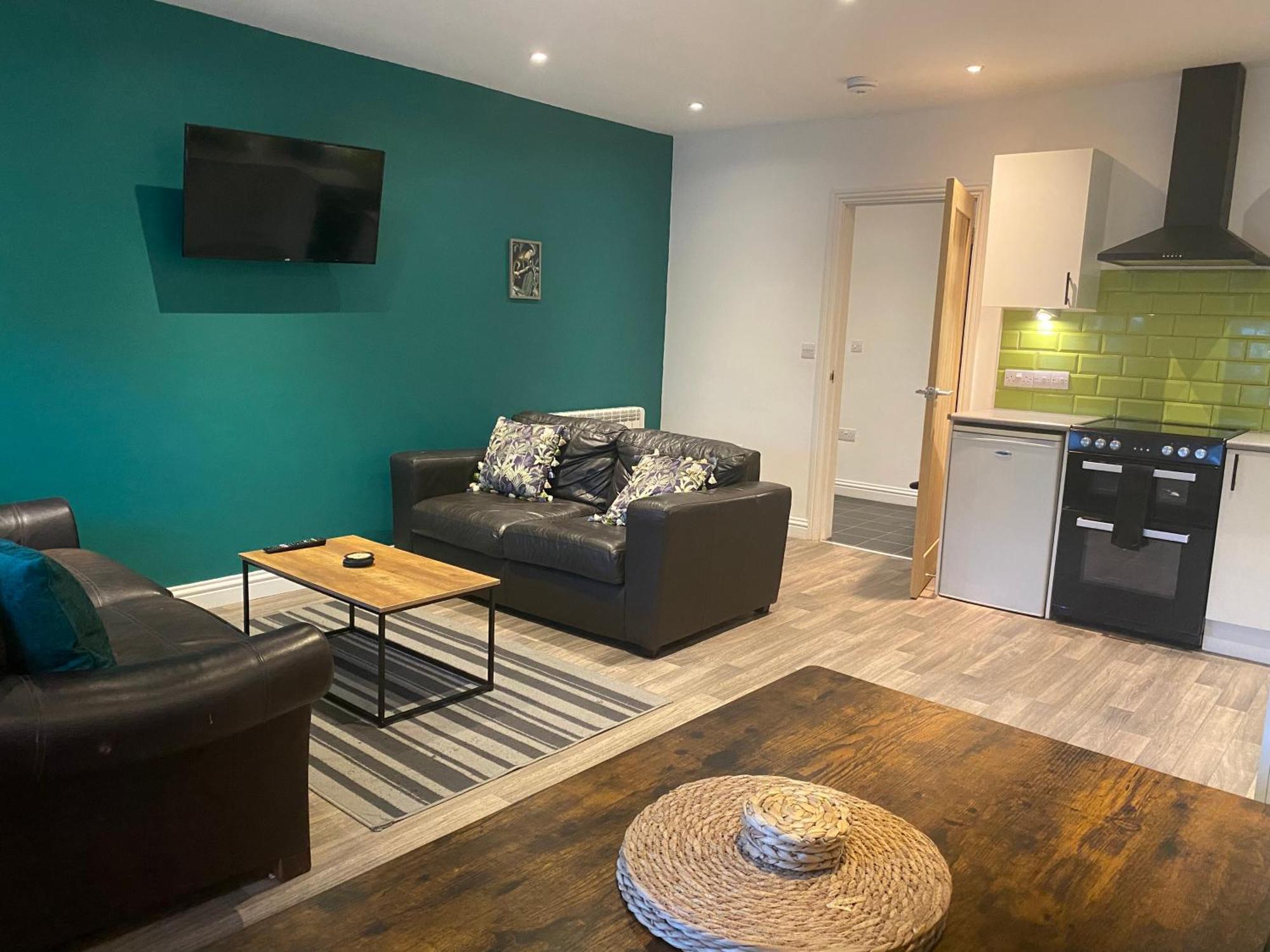 Leckhampton Road Apartments - Челтнем Екстер'єр фото